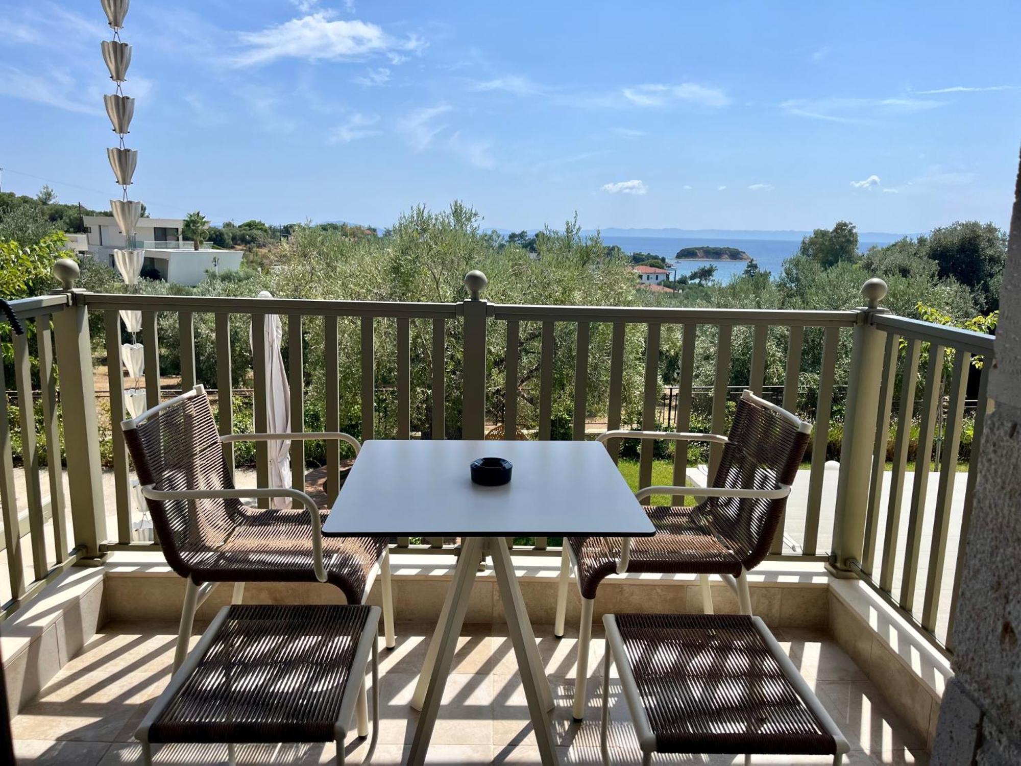 Kastri Elia Suites Nikiti  Esterno foto